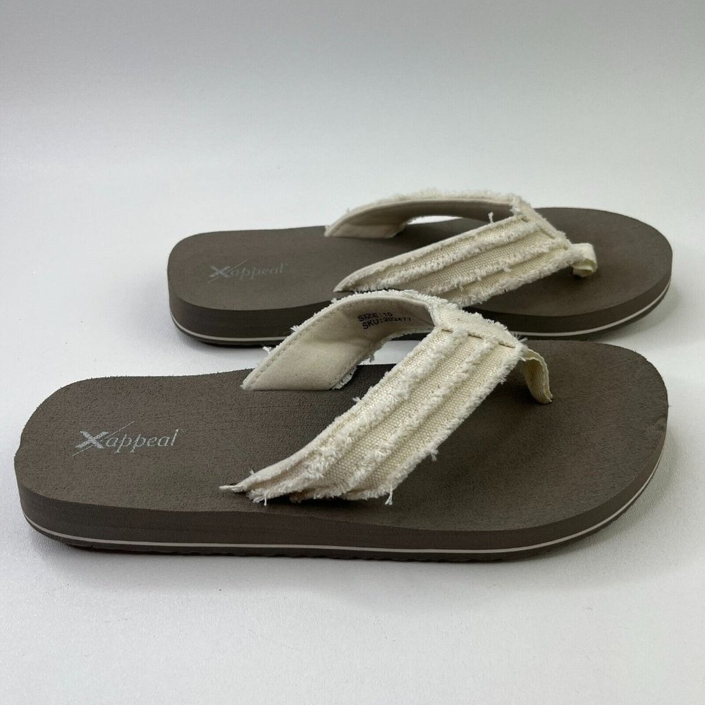 XAppeal Womens Sz 10 Peyton Flip Flop Sandals Casual Natural Comfort Beige